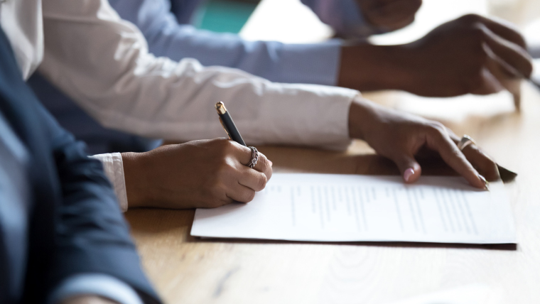 concurso público para o provimento de seis vagas de Avaliadores de Projectos de Desenvolvimento do Ensino Superior.