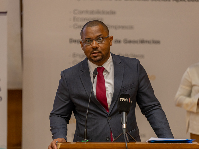 Apresentação dos Anuários Estatísticos, do Boletim Estatístico do Sector e dos Resultados do Estudo sobre a Eficácia Interna do Ensino Superior, dia 30 de Abril 2026